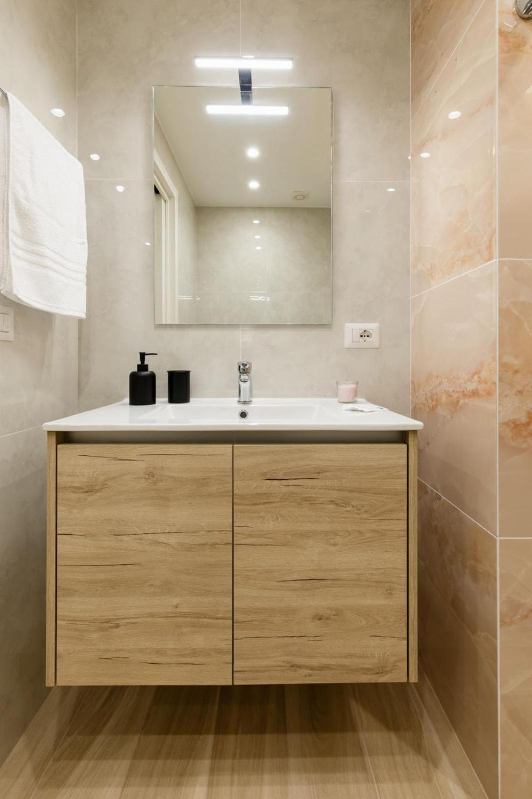 Graziano Home Airport Naples Luaran gambar